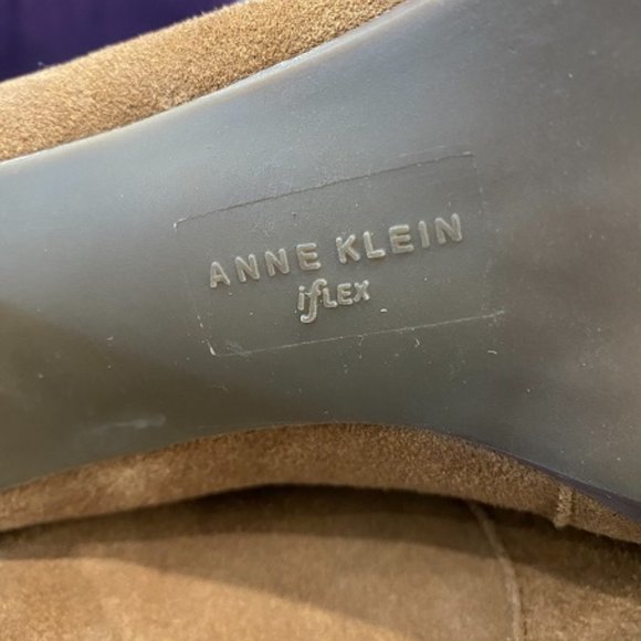 Chic & Comfy Anne Klein fleece cuffed ankle boots - Picture 5 of 9